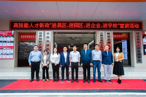 <a href=http://www.8881133.com target=_blank class=infotextkey>|W(xu)У</a>.jpg