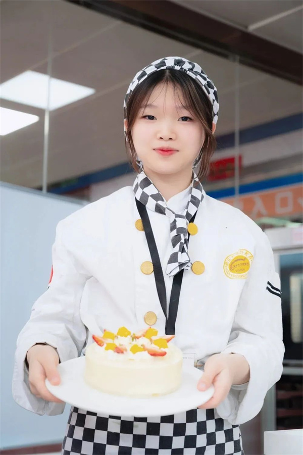 江西新東方西點專業(yè)新生.jpg