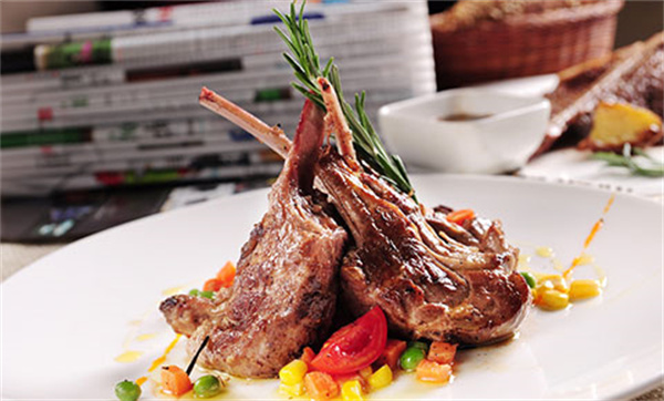 <a href=http://www.8881133.com target=_blank class=infotextkey>江西新東方烹飪學(xué)校</a>.jpg