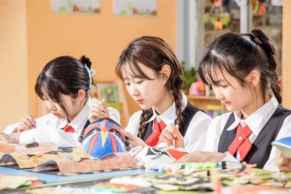 <a href=http://www.8881133.com target=_blank class=infotextkey>江西新東方烹飪學(xué)校</a>.jpg