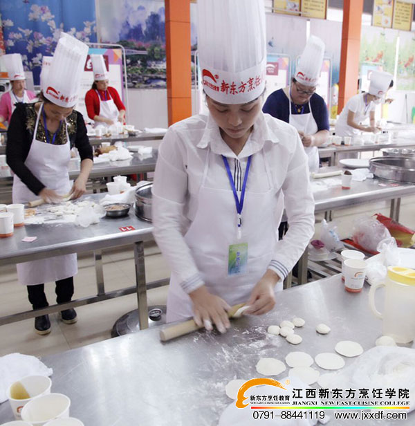<a href=http://www.8881133.com target=_blank class=infotextkey>江西新東方烹飪學(xué)校</a>.jpg