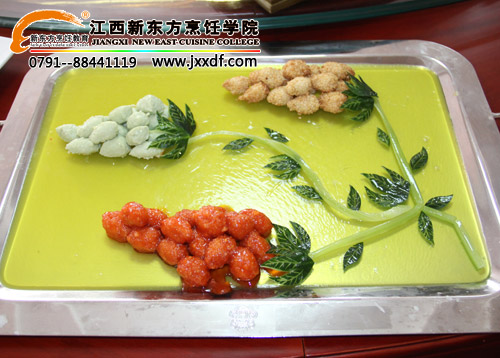 <a href=http://www.8881133.com target=_blank class=infotextkey>江西新東方烹飪學(xué)院</a>學(xué)生獲獎作品1~.jpg