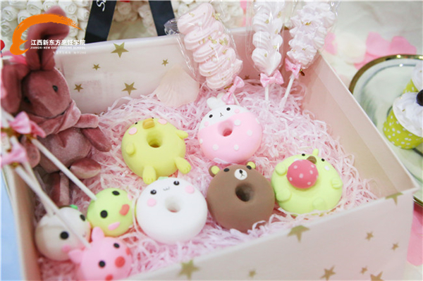 學西點就來<a href=http://www.8881133.com target=_blank class=infotextkey>江西新東方烹飪學院</a>.jpg