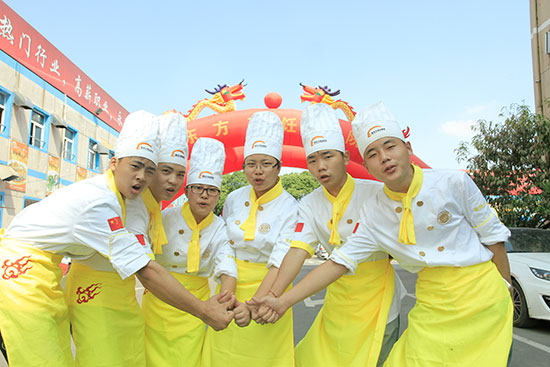 <a href=http://www.8881133.com target=_blank class=infotextkey>江西新東方烹飪學校</a>.jpg