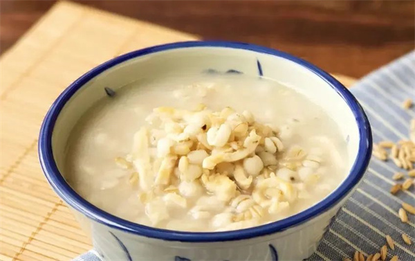 <a href=http://www.8881133.com target=_blank class=infotextkey>江西新東方烹飪學(xué)校</a>