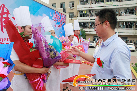 <a href=http://www.8881133.com target=_blank class=infotextkey>�����|����WУ</a>.jpg