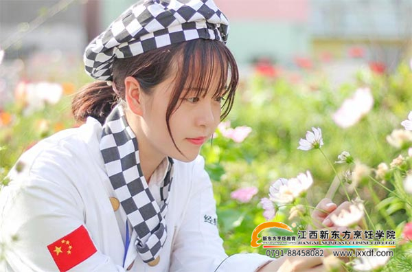 <a href=http://www.8881133.com target=_blank class=infotextkey><a href=http://www.8881133.com target=_blank class=infotextkey>江西新東方烹飪學(xué)院</a></a>