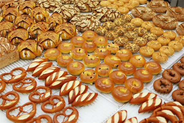 <a href=http://www.8881133.com target=_blank class=infotextkey>江西新東方烹飪學(xué)校</a>.jpg