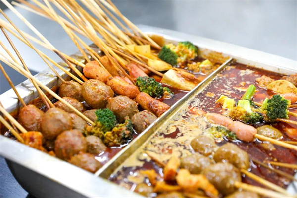 <a href=http://www.8881133.com target=_blank class=infotextkey>江西新東方烹飪學(xué)校</a>.jpg