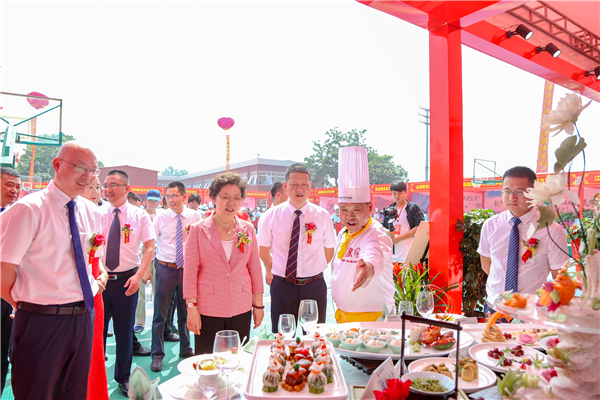 “新東方杯”第五屆全國(guó)烹飪技能大賽隆重啟幕