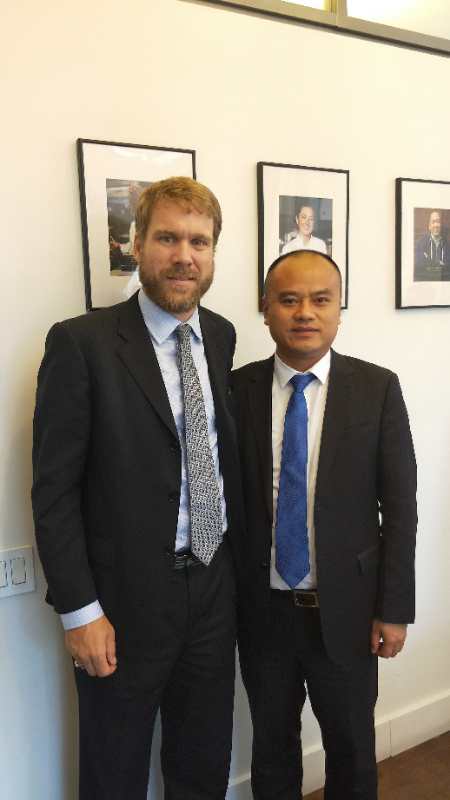 學(xué)校領(lǐng)導(dǎo)一行走進(jìn)國(guó)外考察飲食文化