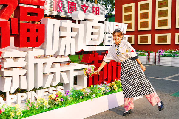 <a href=http://www.8881133.com target=_blank class=infotextkey>江西新東方烹飪學(xué)校</a>.jpg