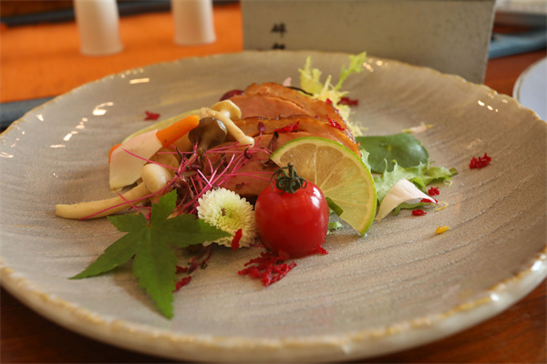 <a href=http://www.8881133.com target=_blank class=infotextkey>江西新東方烹飪學(xué)校</a>.jpg