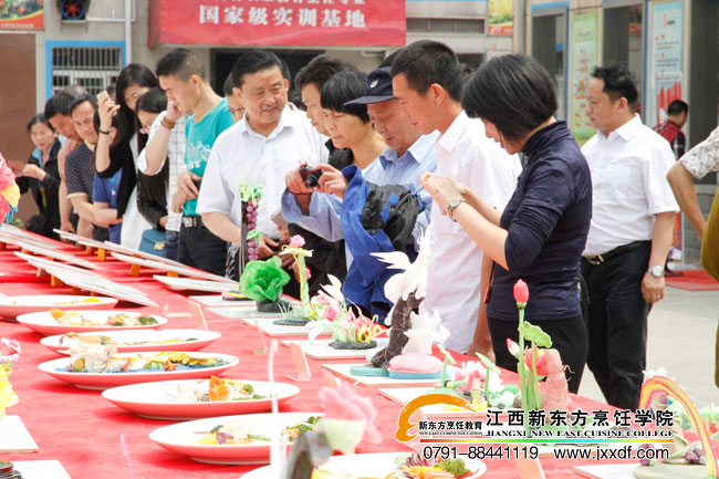 <a href=http://www.8881133.com target=_blank class=infotextkey>�����|����W(xu��)Ժ</a>