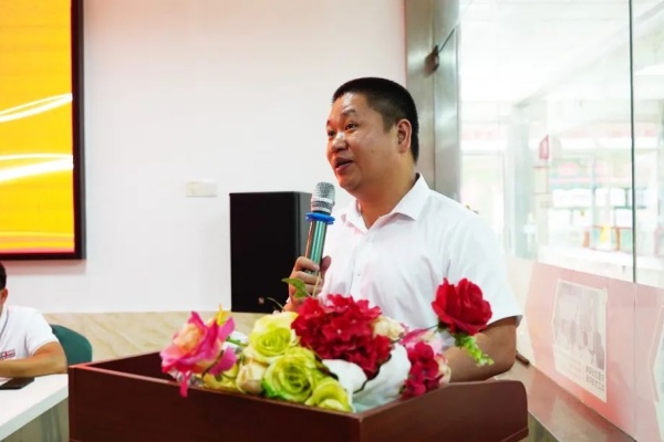 <a href=http://www.8881133.com target=_blank class=infotextkey>江西新東方烹飪學(xué)校</a>.jpg