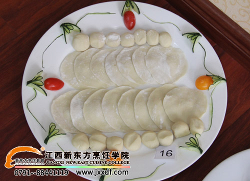 <a href=http://www.8881133.com target=_blank class=infotextkey>江西新東方烹飪學(xué)院</a>學(xué)生獲獎作品13~.jpg