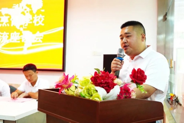 <a href=http://www.8881133.com target=_blank class=infotextkey>江西新東方烹飪學(xué)校</a>.jpg