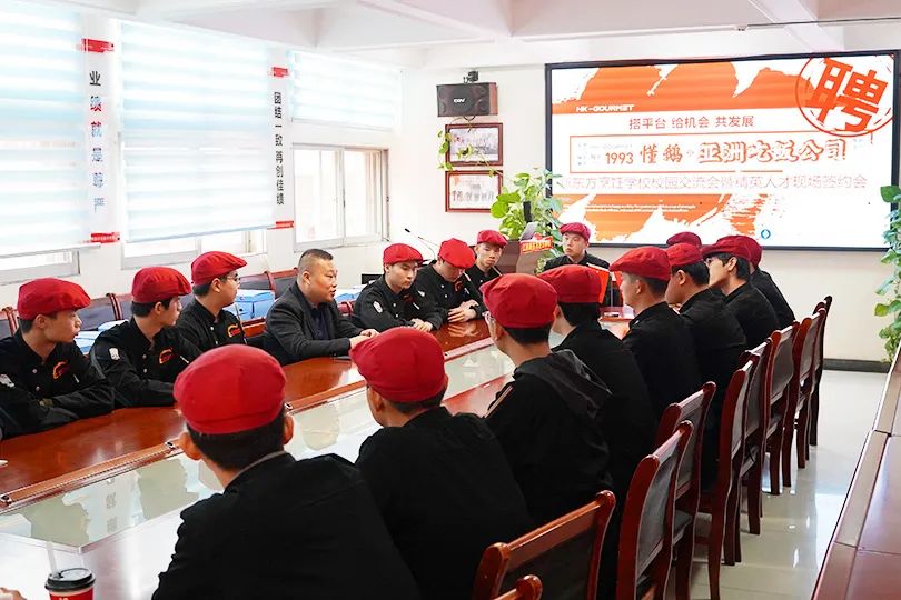 <a href=http://www.8881133.com target=_blank class=infotextkey>江西新東方烹飪學(xué)校</a>