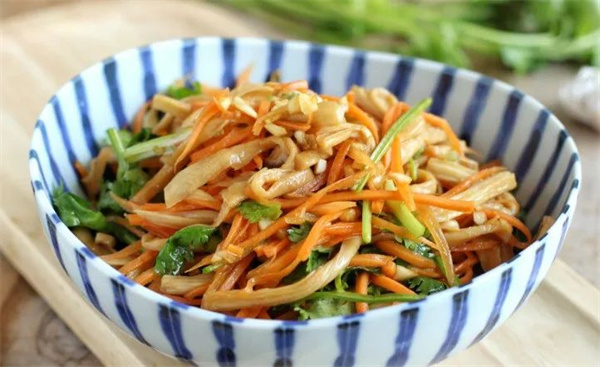 <a href=http://www.8881133.com target=_blank class=infotextkey>江西新東方烹飪學校</a>.jpg