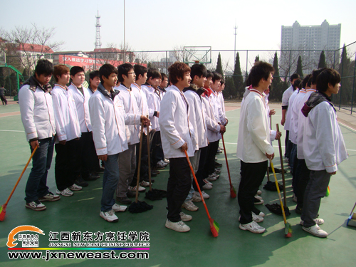 同學(xué)們整裝待發(fā)