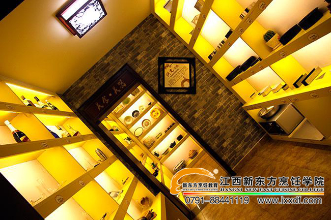 ע���������B(y��ng)����ԺУʷ�^һ��