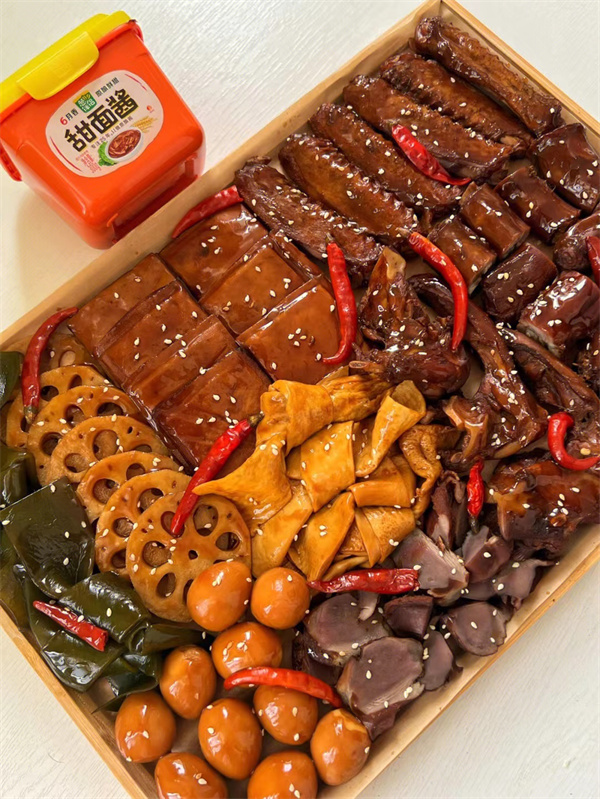 <a href=http://www.8881133.com target=_blank class=infotextkey>江西新東方烹飪學校</a>.jpg