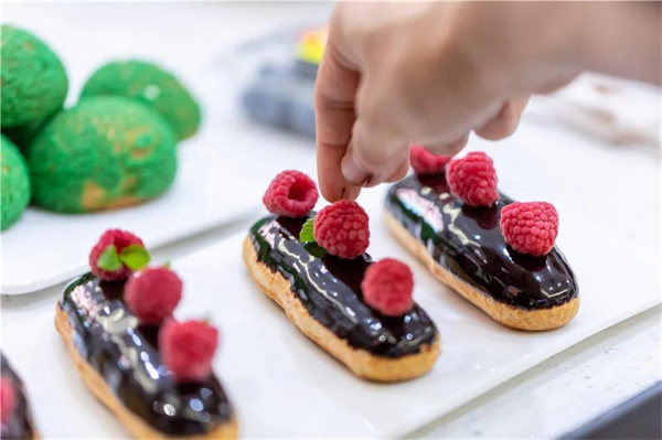 �W(xu��)���c(di��n)��<a href=http://www.8881133.com target=_blank class=infotextkey>�����|����W(xu��)У</a>.jpg