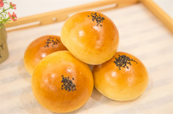 <a href=http://www.8881133.com target=_blank class=infotextkey>江西新東方烹飪學(xué)校</a>暑期班興趣班.jpg