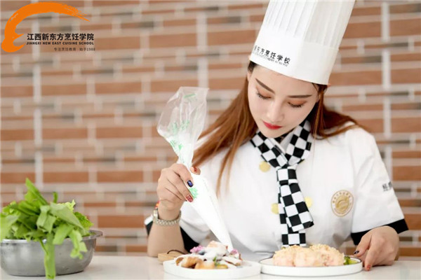 <a href=http://www.8881133.com target=_blank class=infotextkey>江西新東方烹飪學(xué)院</a>學(xué)西點(diǎn).jpg