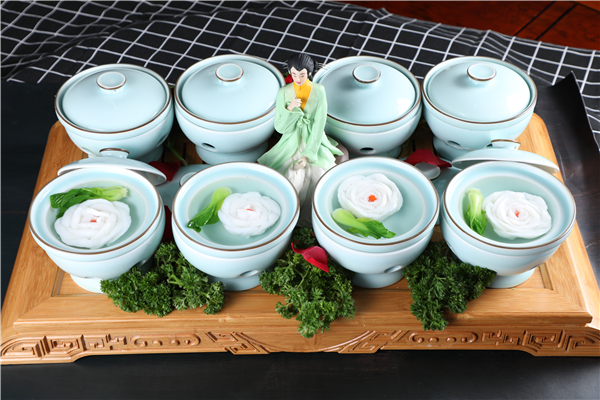 “新東方杯”第五屆全國(guó)烹飪技能大賽隆重啟幕