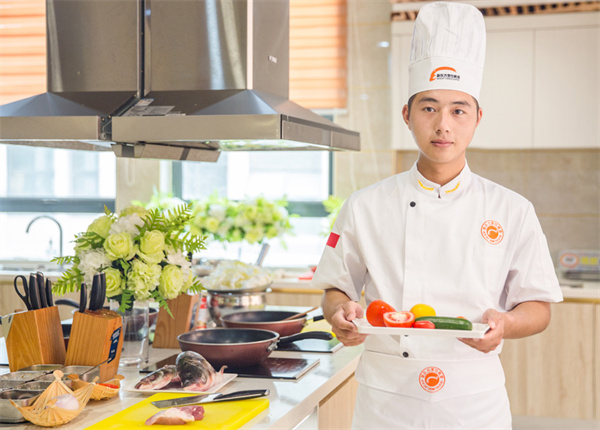 <a href=http://www.8881133.com target=_blank class=infotextkey>江西新東方烹飪學(xué)校</a>