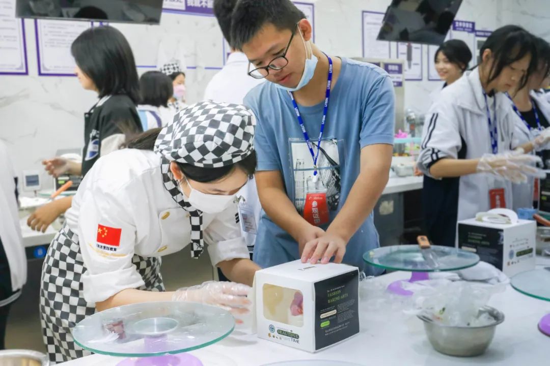 <a href=http://www.8881133.com target=_blank class=infotextkey>�����|����W(xu��)У</a>.jpg