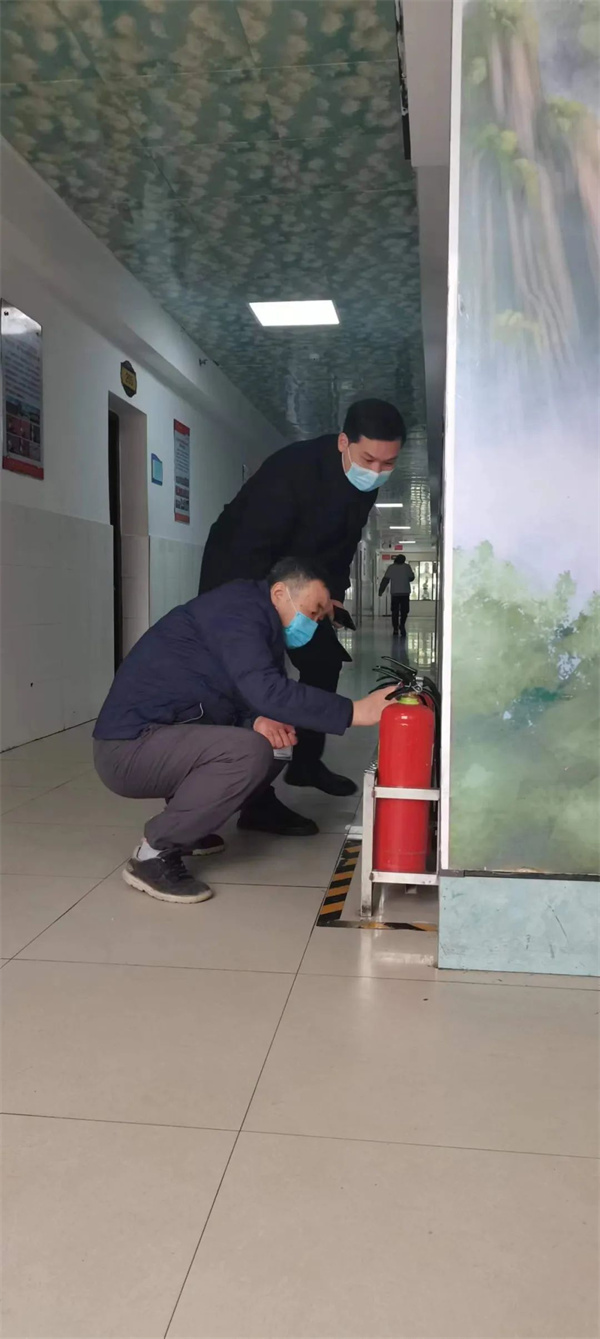 <a href=http://www.8881133.com target=_blank class=infotextkey>江西新東方烹飪學(xué)校</a>.jpg