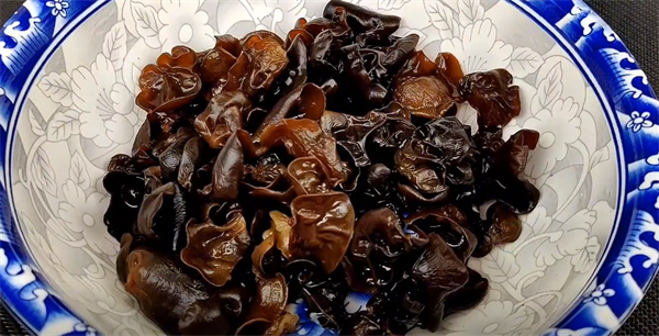 <a href=http://www.8881133.com target=_blank class=infotextkey>江西新東方烹飪學(xué)校</a>.jpg