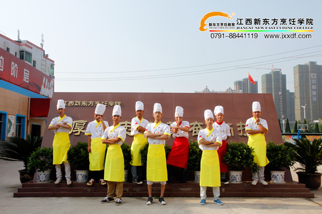 �g���N��