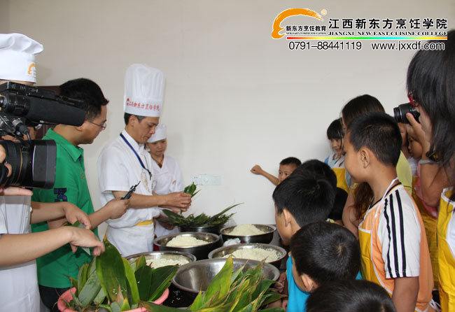 <a href=http://www.8881133.com target=_blank class=infotextkey>�����|����W(xu��)Ժ</a>���ώ���ʾ������.jpg