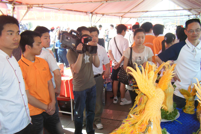 電視臺(tái)媒體關(guān)注