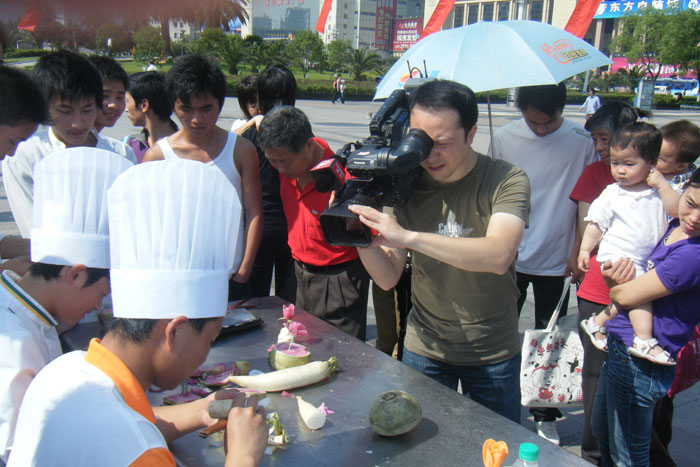 電視臺(tái)媒體關(guān)注