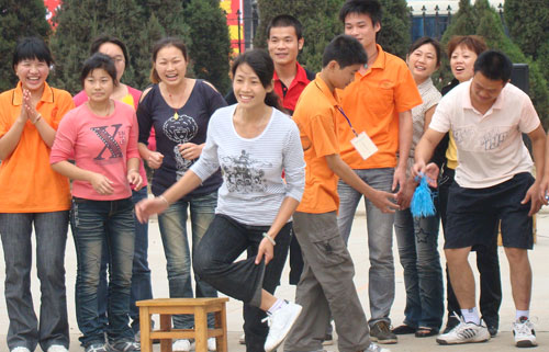 手足情深游戲巾幗不讓須眉