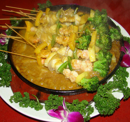 韓建強(qiáng)大師示范教學(xué)的“鐵板串燒海鮮”