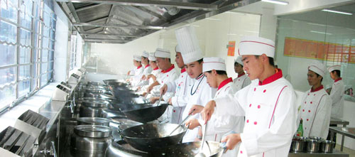 選擇學(xué)廚師選擇高薪行業(yè)
