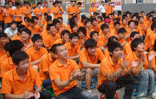 精彩的互動(dòng)講解贏得學(xué)員們的陣陣掌聲