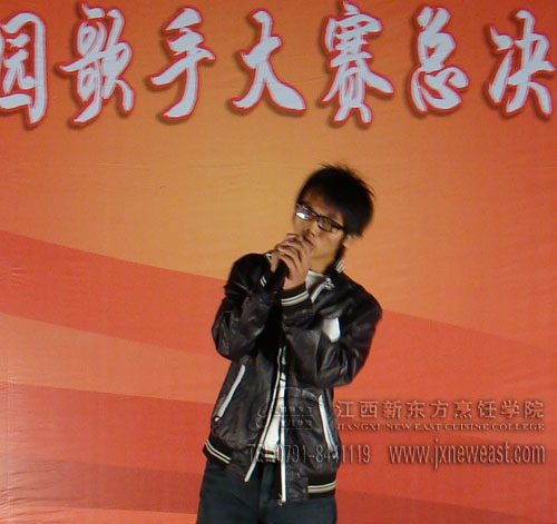 參賽選手的激情演唱