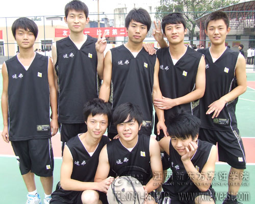 部分班級(jí)代表隊(duì)合影