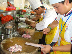 熱菜比賽切配階段